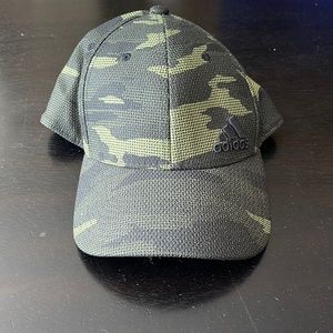 Adidas camo hat
